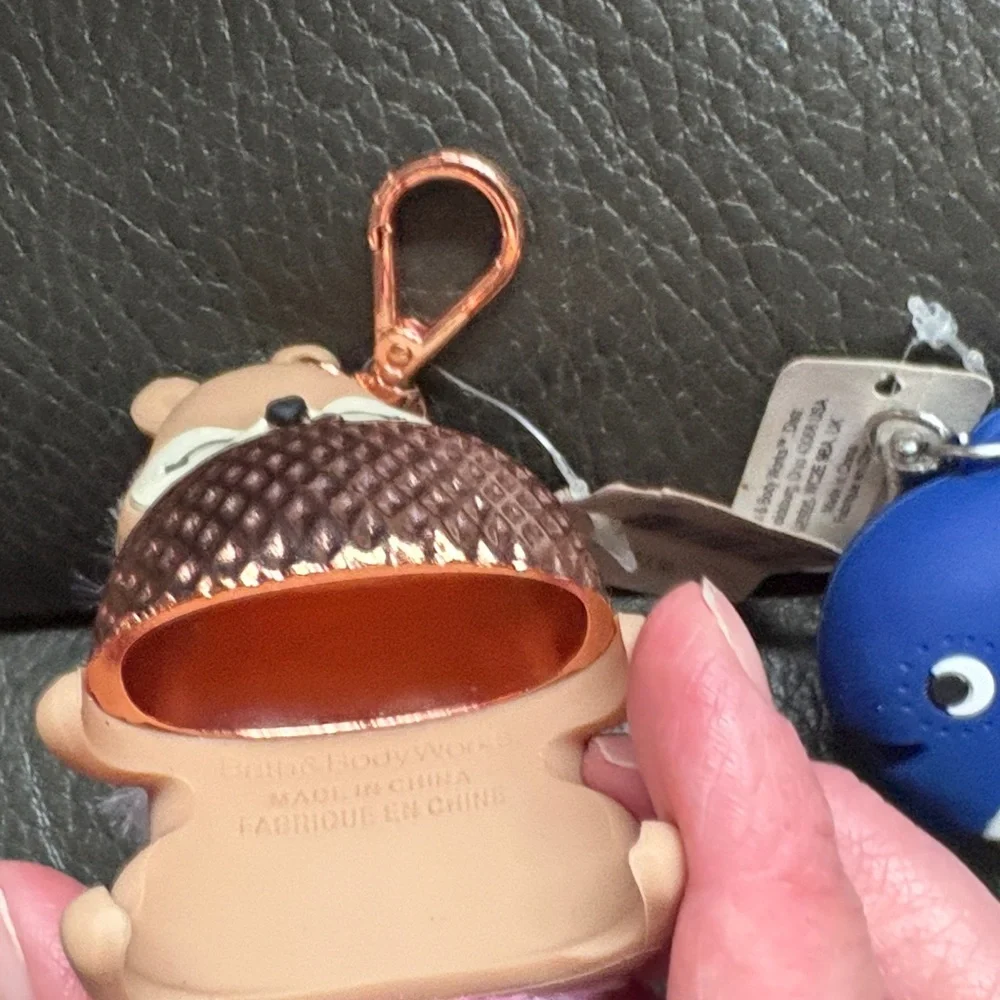 Bath and body set of two sanitizer holders in cute squirrel and whale - Picture 5 of 6